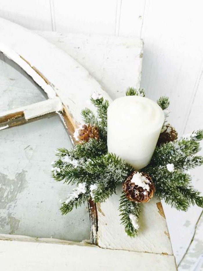 Snowy Mini Cone Candle Ring