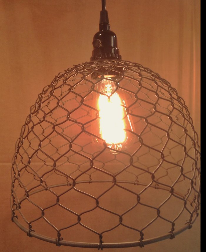 Vinatge Chicken Wire Light with Bulb